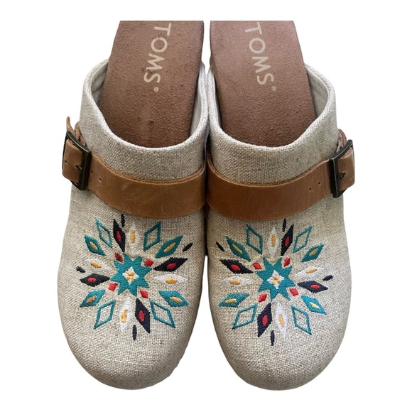 Toms Tan and Cream Elisa Clog Mules with Embroidered Design natural linen W 7.5 - Picture 5 of 15